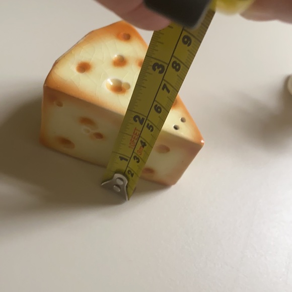 Vintage MCM Mouse & Cheese Slide In Place Salt & Pepper Shakers Set - Great Cond - Picture 10 of 14